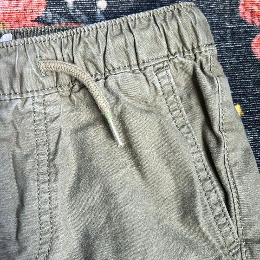 Gap Khaki Green Boys Joggers Bundle, Size Small (6-7)
